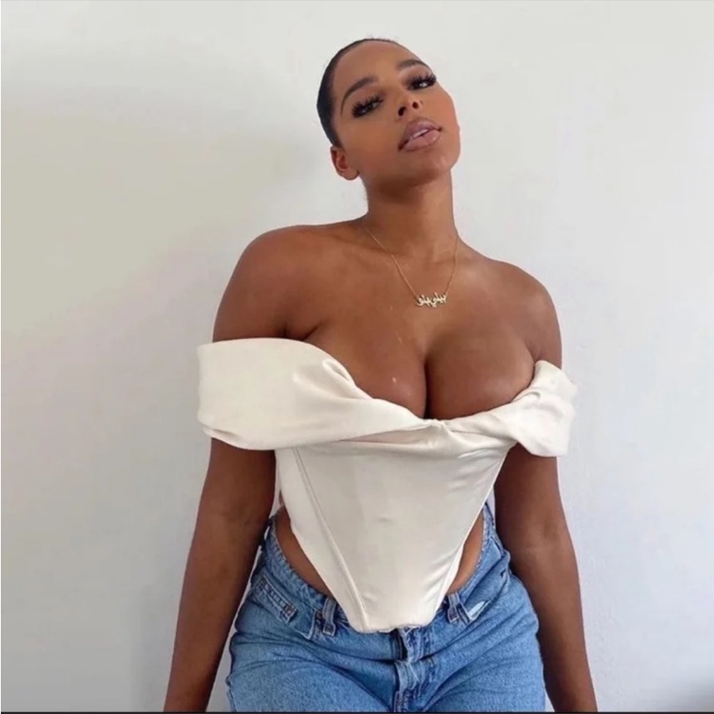 House of CB ‘Silva’ Satin Draped Shoulder Corset Top NWOT - Picture 12 of 13